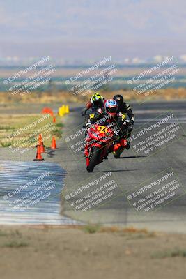 media/Aug-13-2023-CRA (Sun) [[1cfc37a6fb]]/Race 4 400 Superbike/Race/